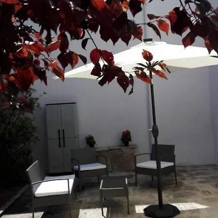 Casa Adele - Dimora Del 1700 Nel Centro Storico Oda ve Kahvaltı Martina Franca