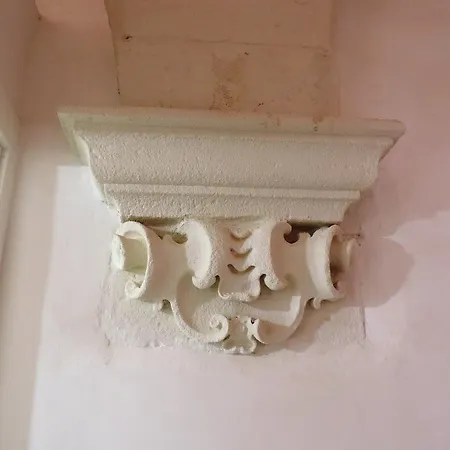 Casa Adele - Dimora Del 1700 Nel Centro Storico 3*