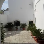 Casa Adele - Dimora Del 1700 Nel Centro Storico Bed & Breakfast 3*