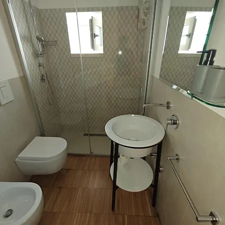 Casa Adele - Dimora Del 1700 Nel Centro Storico 4*
