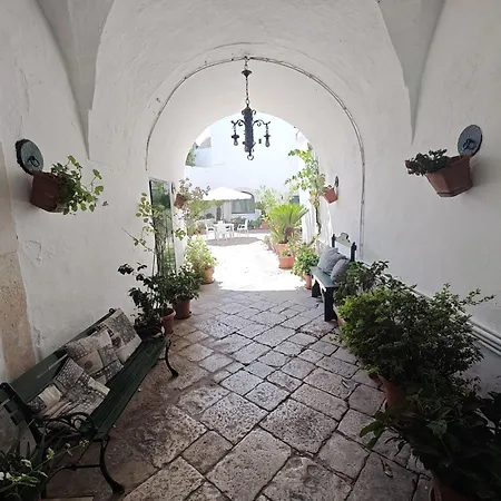 Casa Adele - Dimora Del 1700 Nel Centro Storico Bed and Breakfast