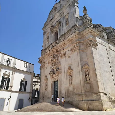 Casa Adele - Dimora Del 1700 Nel Centro Storico 马丁纳弗兰卡