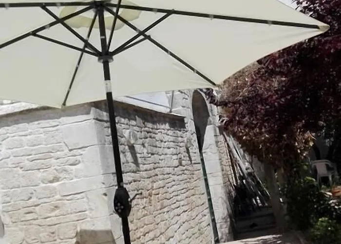 Casa Adele - Dimora Del 1700 Nel Centro Storico Bed & Breakfast 3*