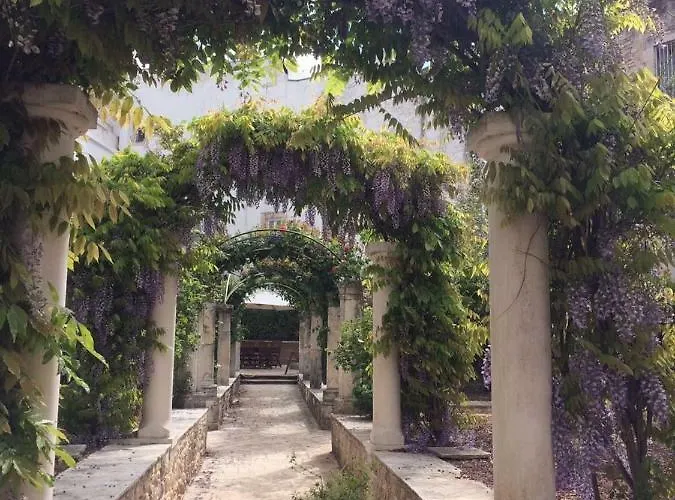 Casa Adele - Dimora Del 1700 Nel Centro Storico Bed & Breakfast 3*